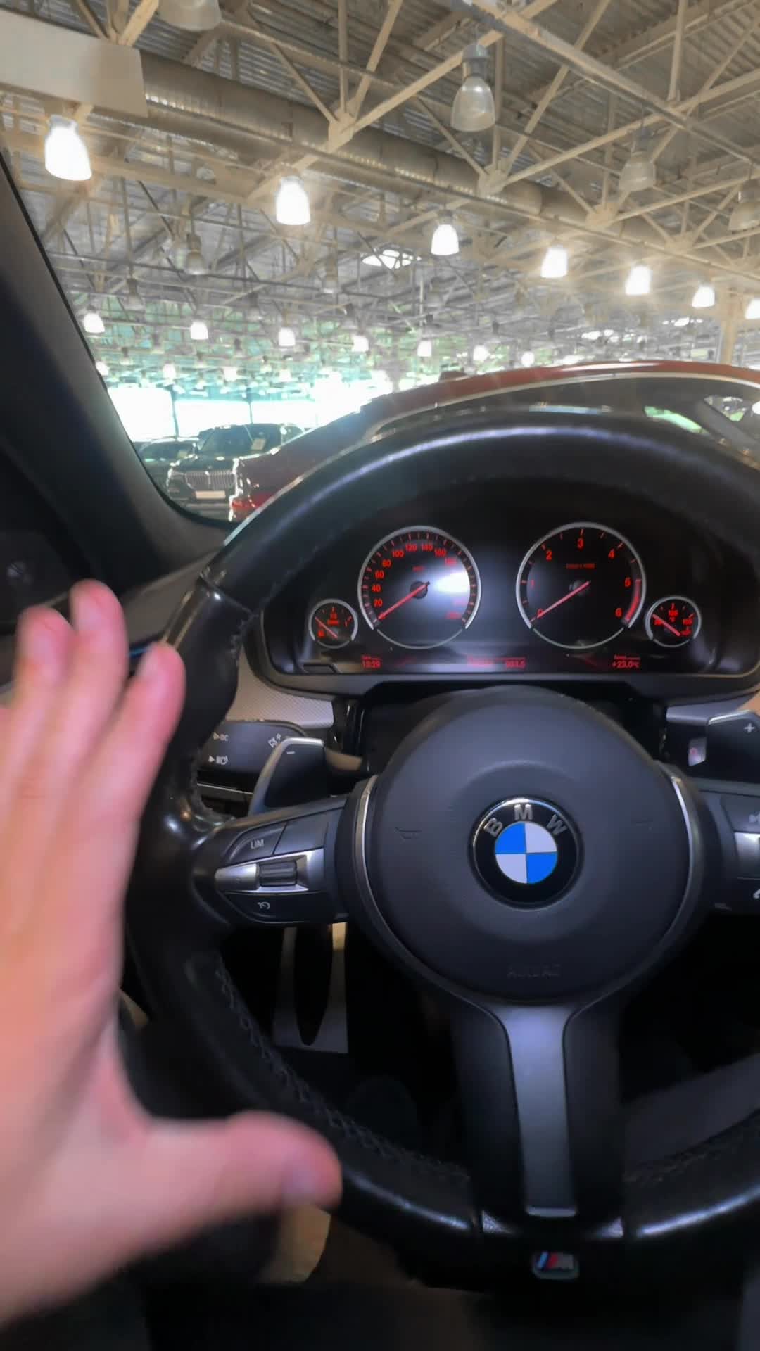 09.10 W50323 BMW X6.MOV