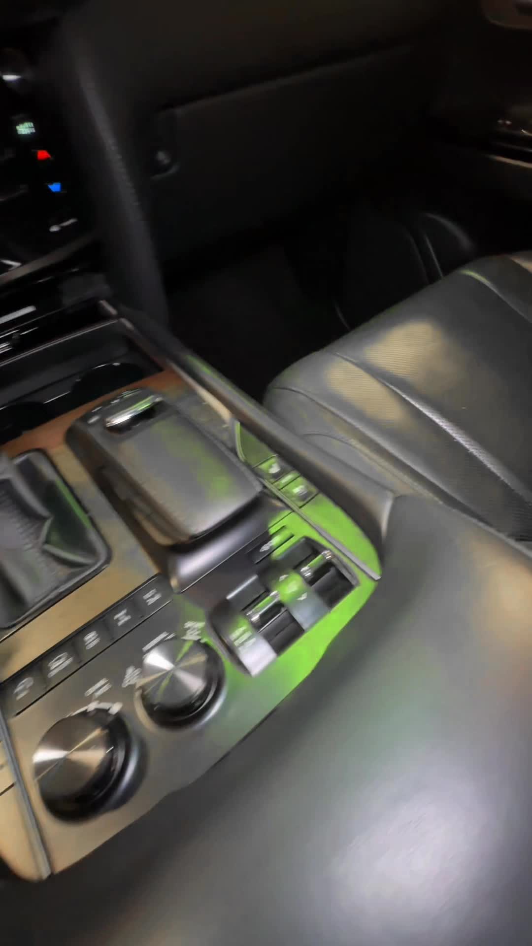 10.10 04005470 Lexus LX 450D.MOV