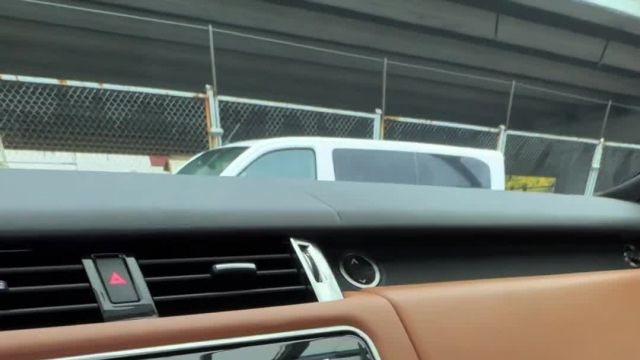 13.10 MA749990 Range Rover Sport.MOV