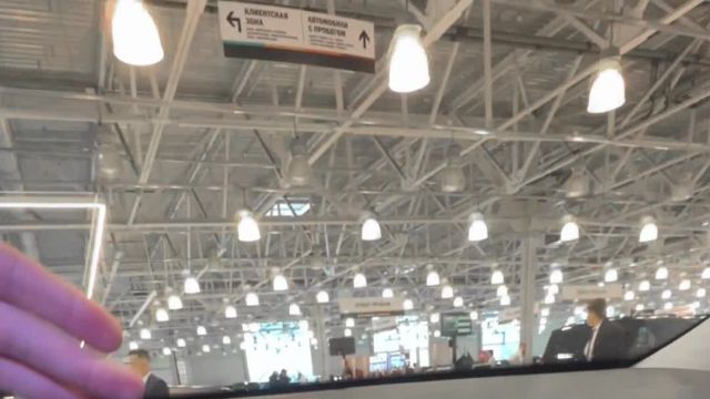 14.10 M1673582 Volvo XC90.MOV