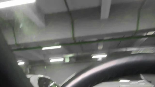 15.10 L044682 Mercedes-Benz E.MOV