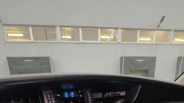 27.10 0800677 Toyota Fortuner.MOV