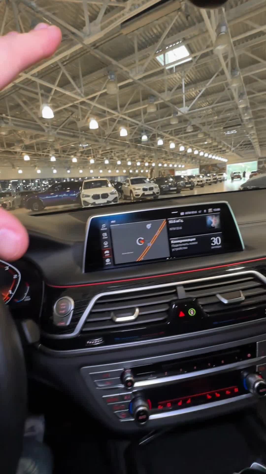 30.10 CH05781 BMW 730d.MOV