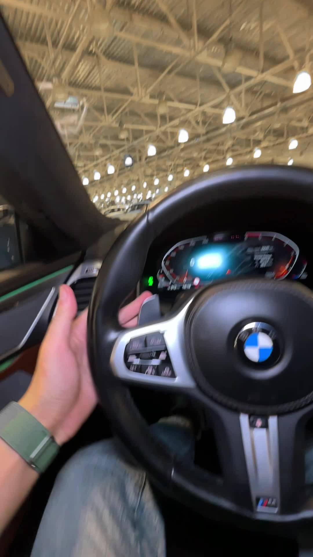 30.10 CJ90642 BMW 840d.MOV