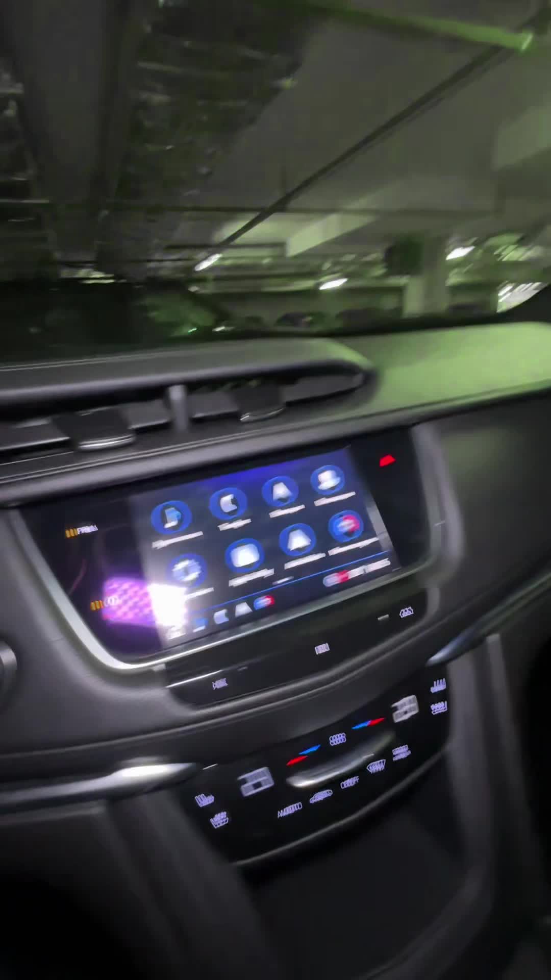 04.11 MZ217650 Cadillac XT5.MOV