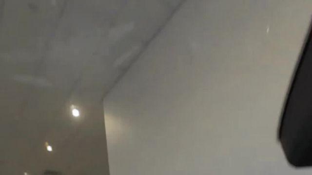 04.11 P2L15581 Hongqi E-HS9.MOV