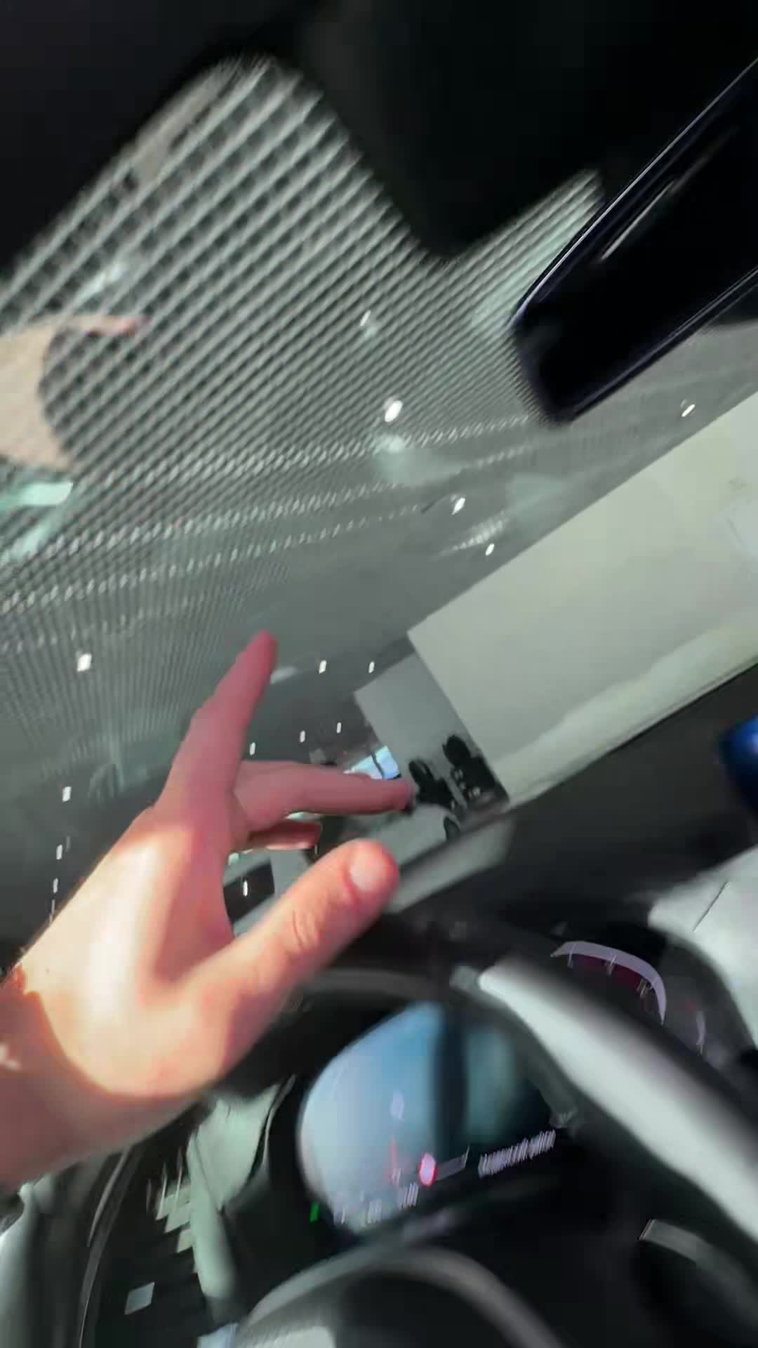 05.11 YG15240 BMW X4.MOV