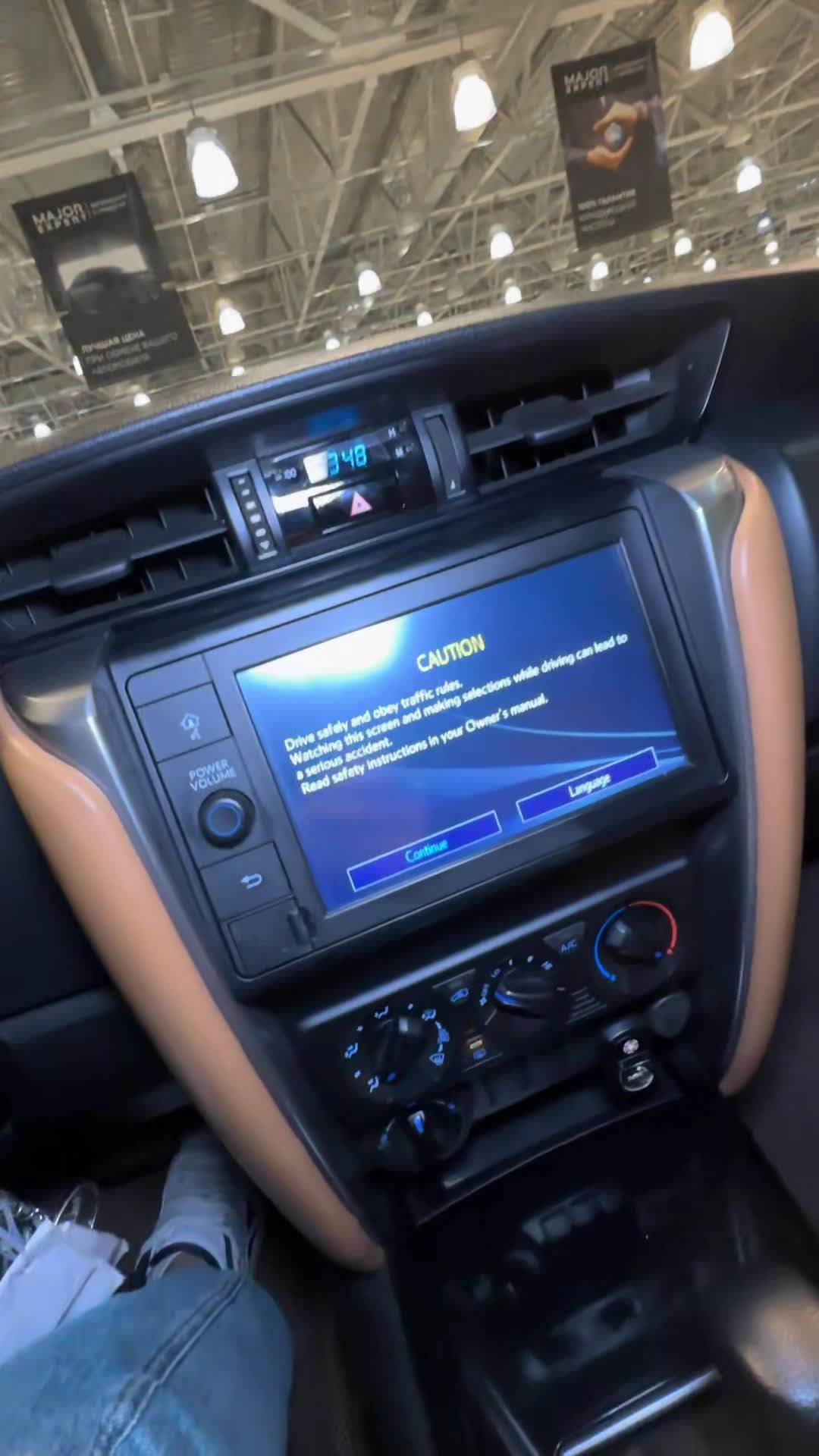 07.11 N0122082 Toyota Fortuner.MOV