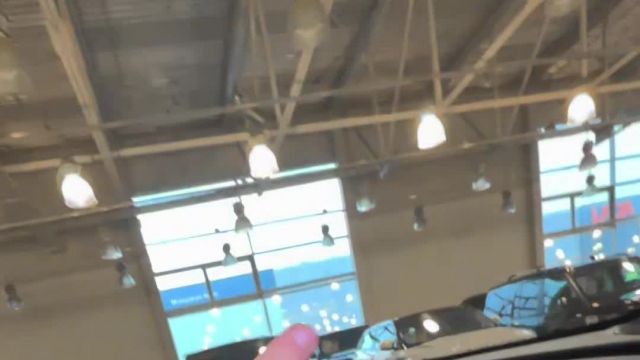 13.11 LA619154 Jaguar F-Pace.MOV