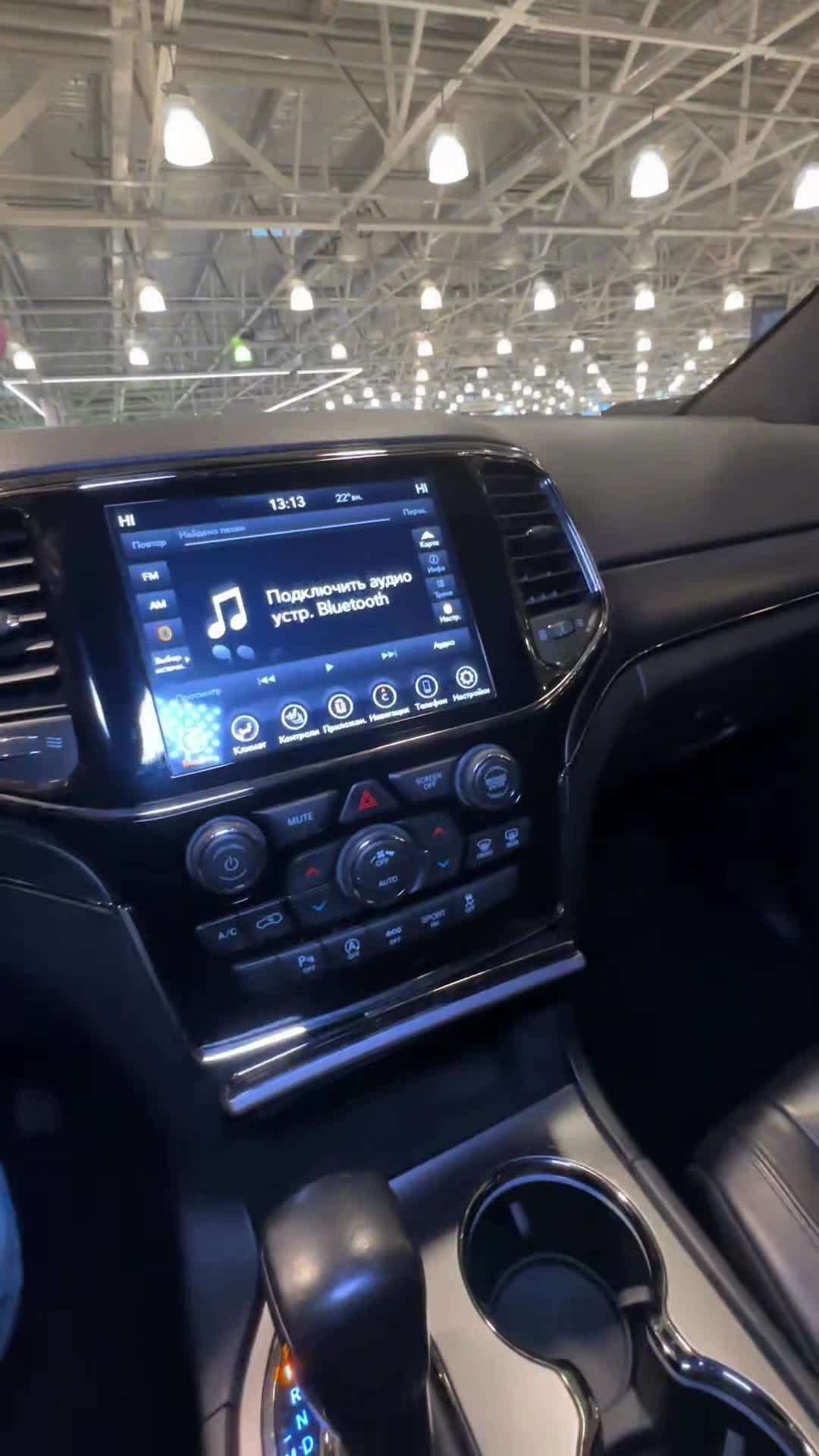 14.11 LC433827 Jeep Grand Cherokee.MOV