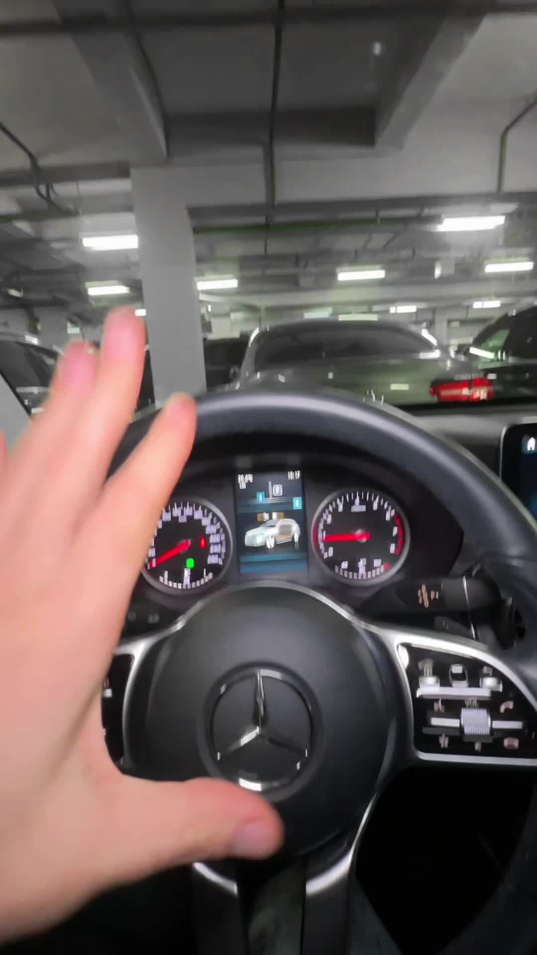 17.11 F879804 Mercedes-Benz GLC.MOV
