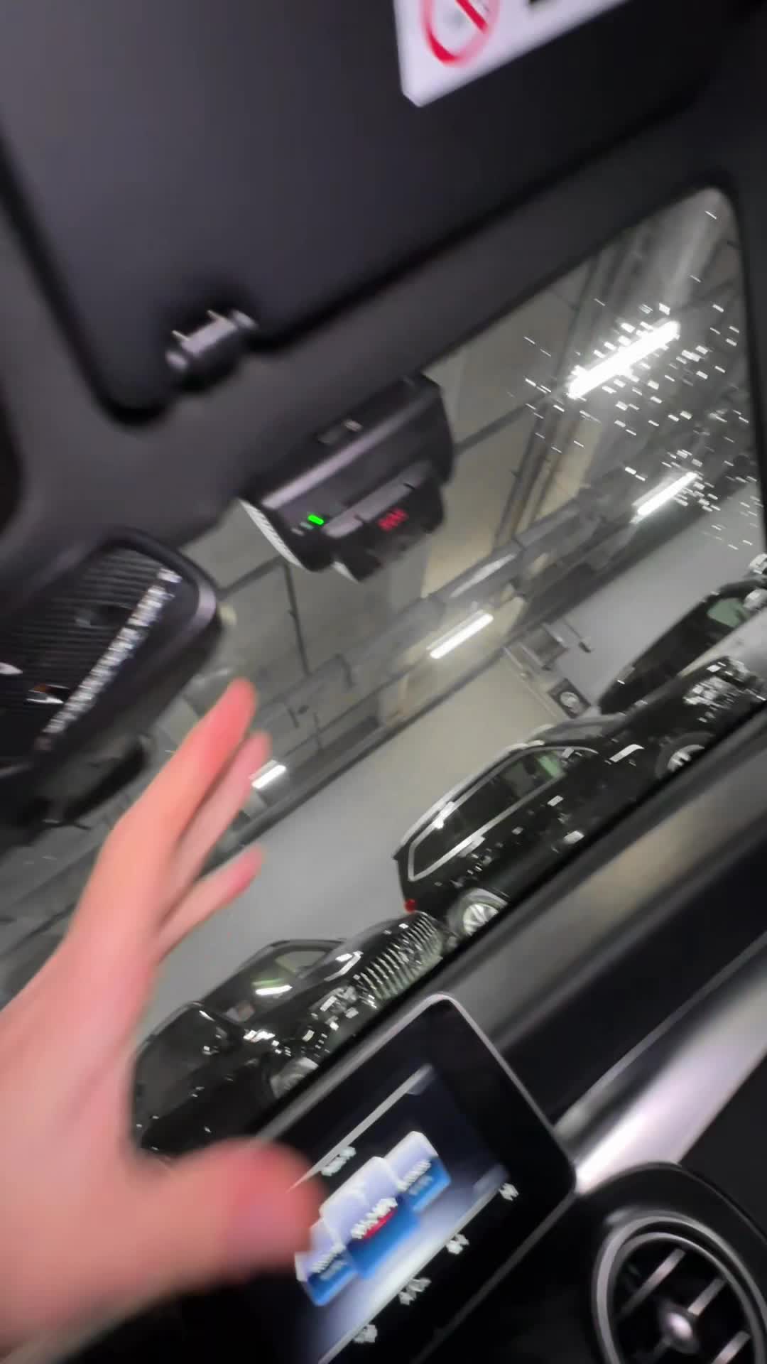 17.11 V076802 Mercedes-Benz GLC.MOV