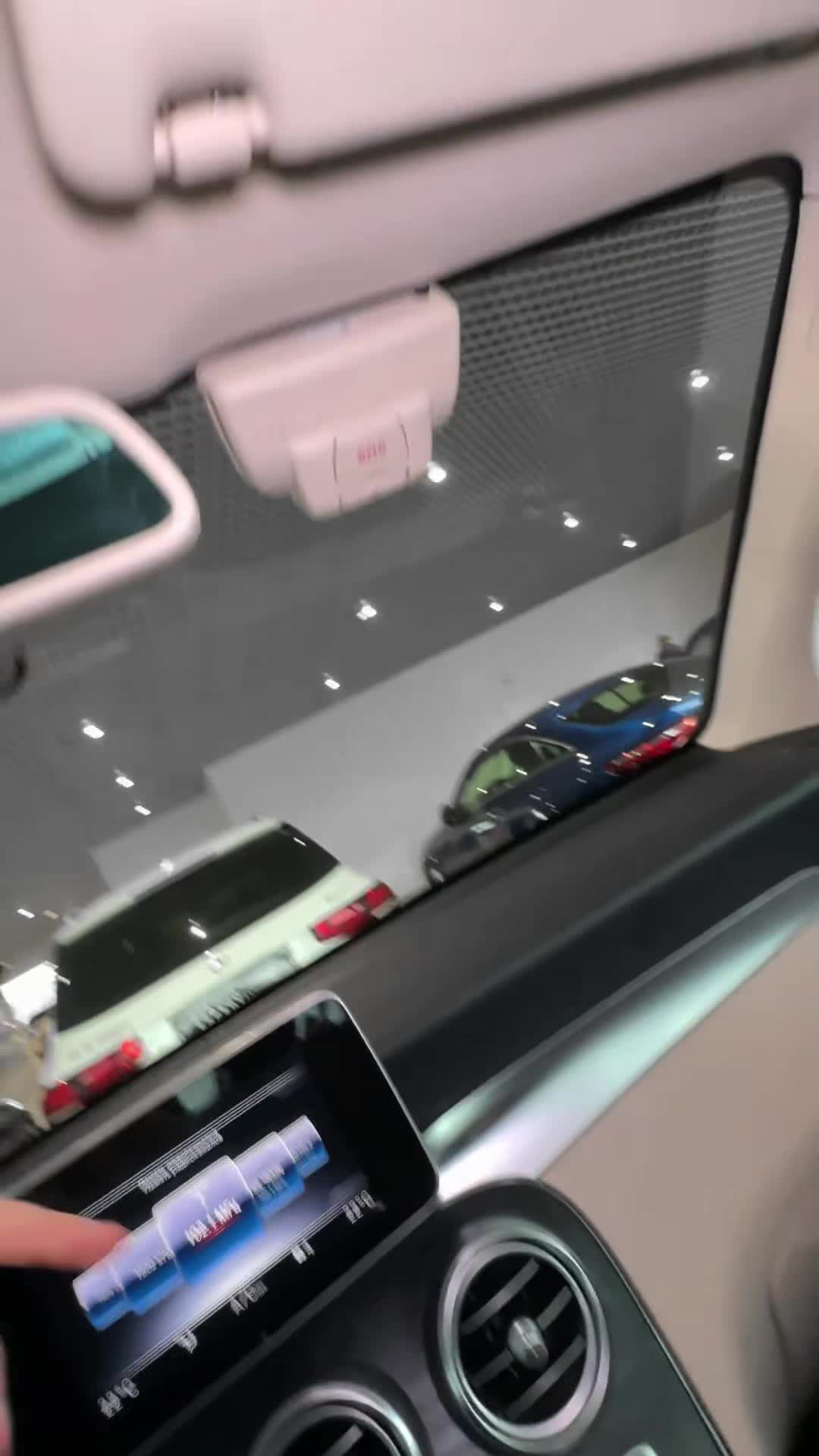 19.11 V057547 Mercedes-Benz GLC.MOV