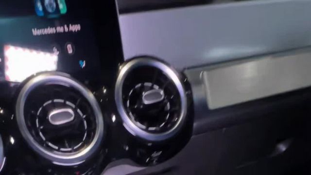 19.11 W037074 Mercedes-Benz GLB.MOV