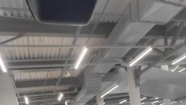 25.11 4211665 Toyota Land Cruiser 200.MOV