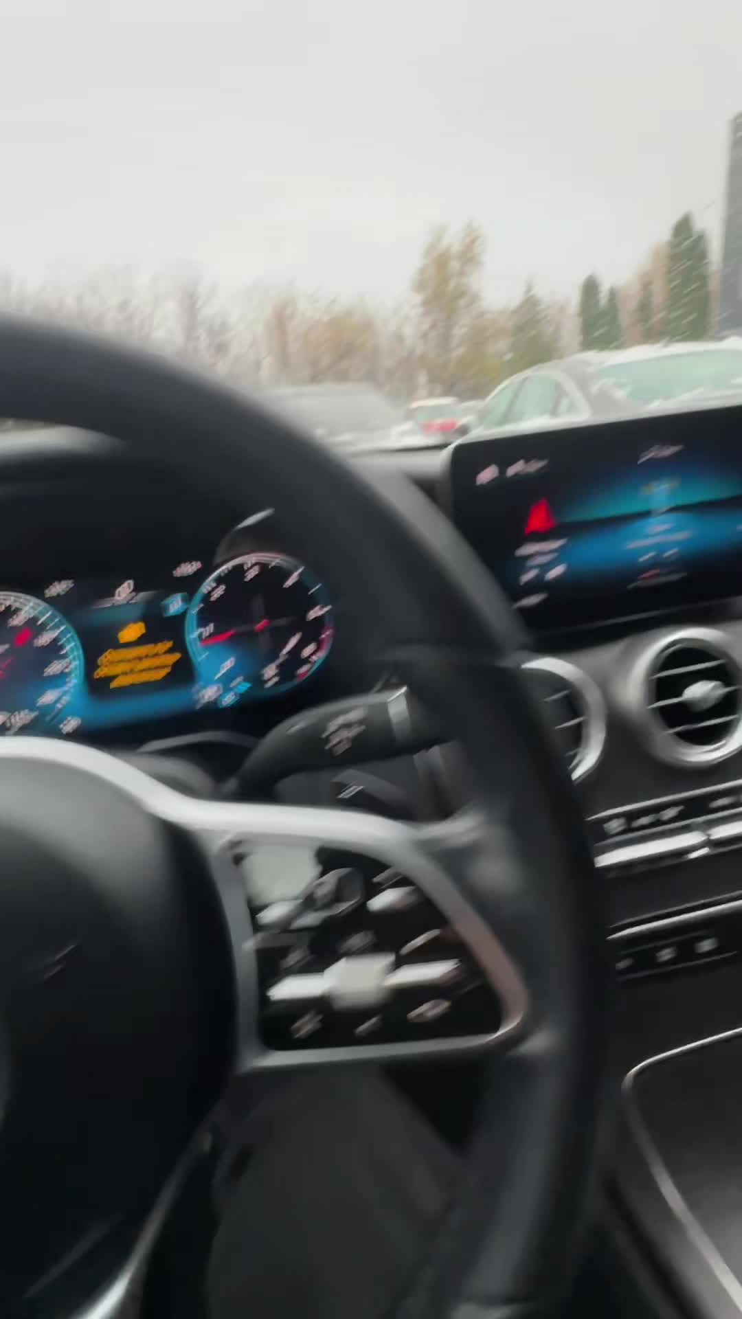 26.11 F840568 Mercedes-Benz GLC.MOV