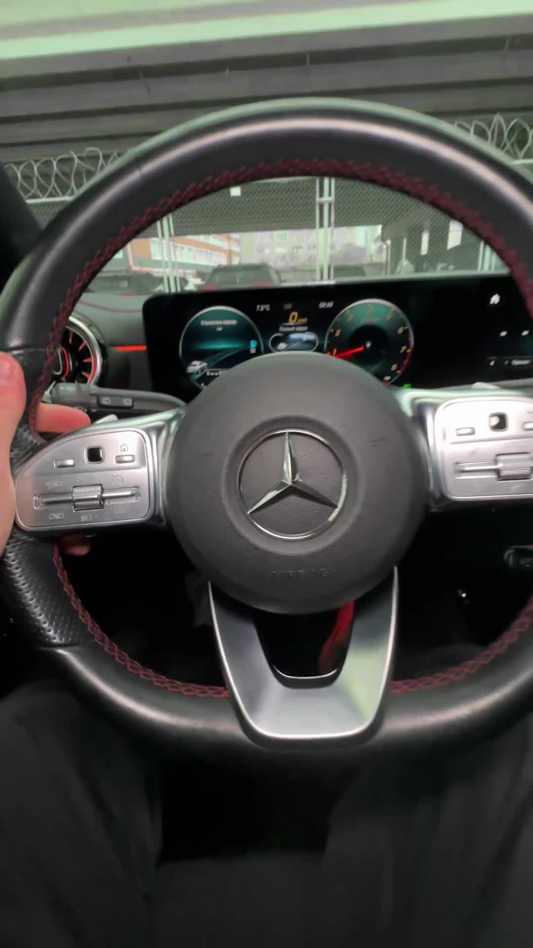 03.12 71N199890 Mercedes-Benz CLA.MOV