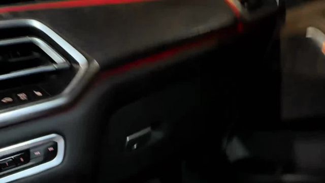 04.12 LH65516 BMW X5.MOV