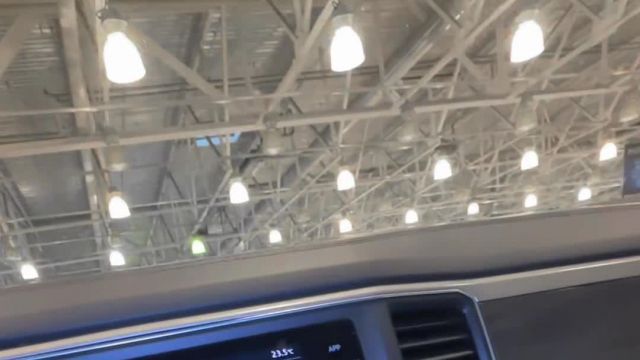 05.12 KC541903 Volkswagen Teramont.MOV