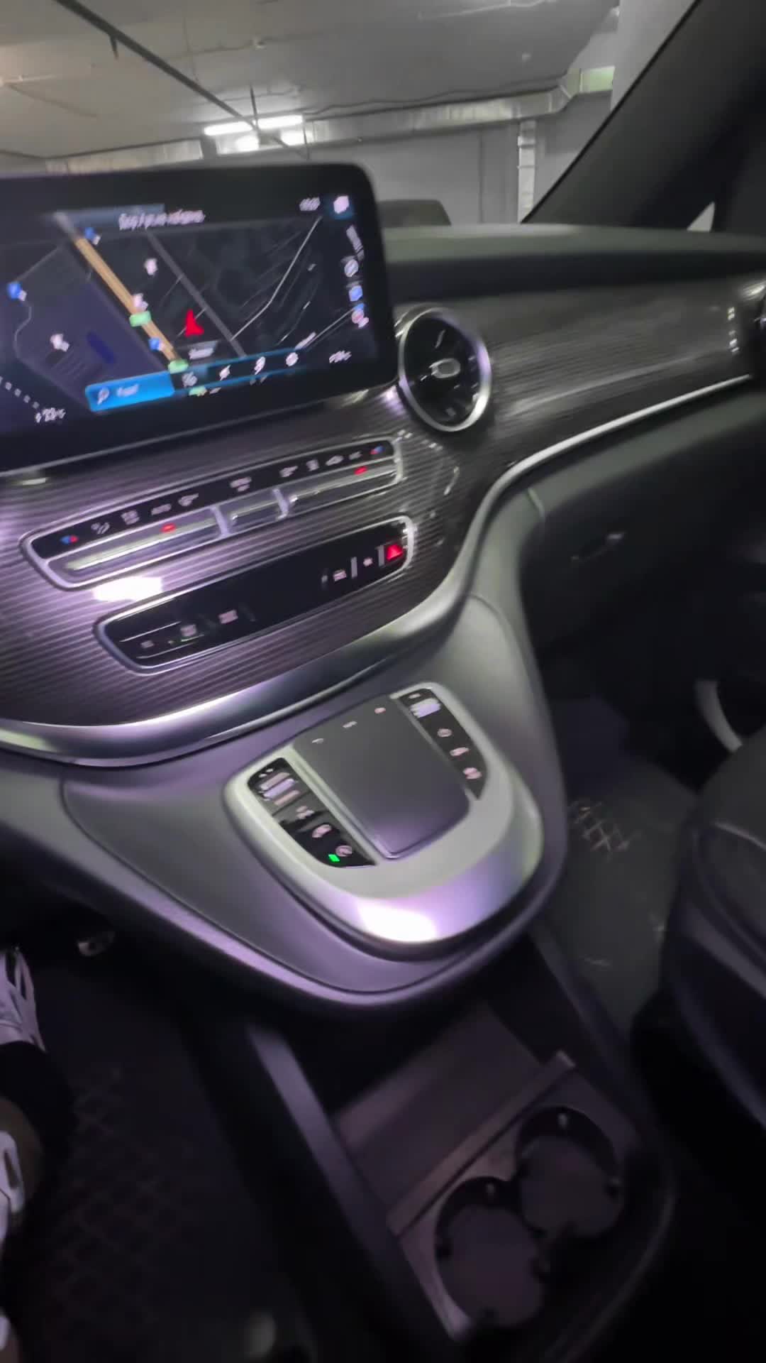 09.12 13766898 Mercedes-Benz V.MOV