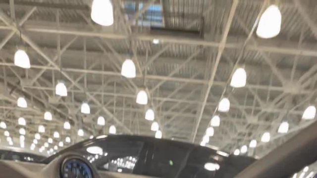 11.12 LB00354 Porsche Macan.MOV