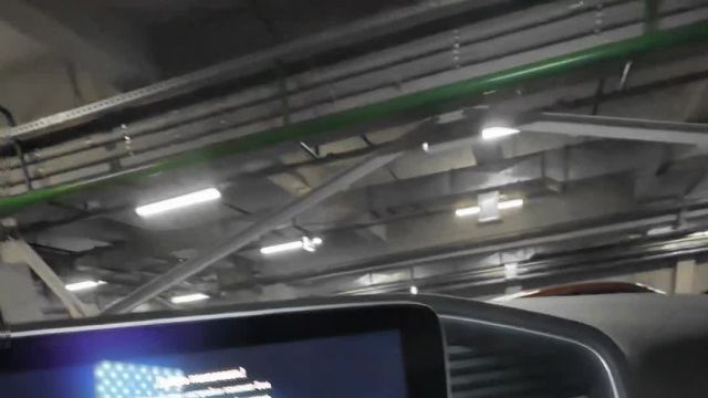 15.12 1A067831 Mercedes-Benz GLE.MOV