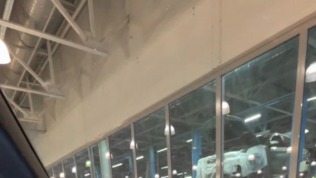 25.12 D80000 BMW X4.MOV