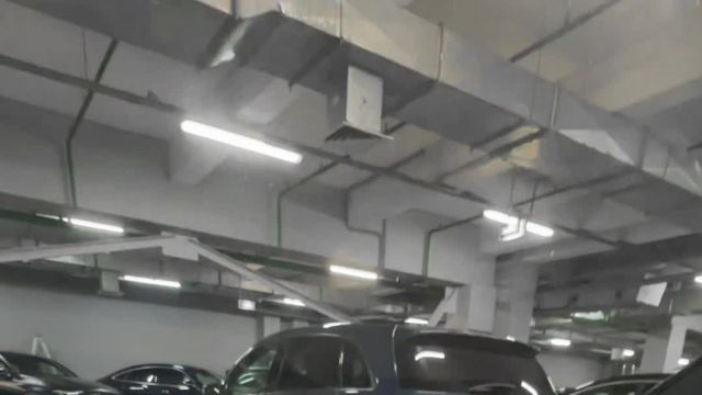 13.01 1R017076 Mercedes C.MOV