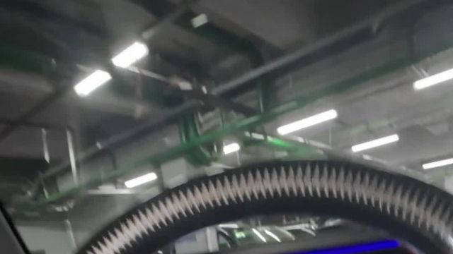 13.01 1X364323 Mercedes G.MOV