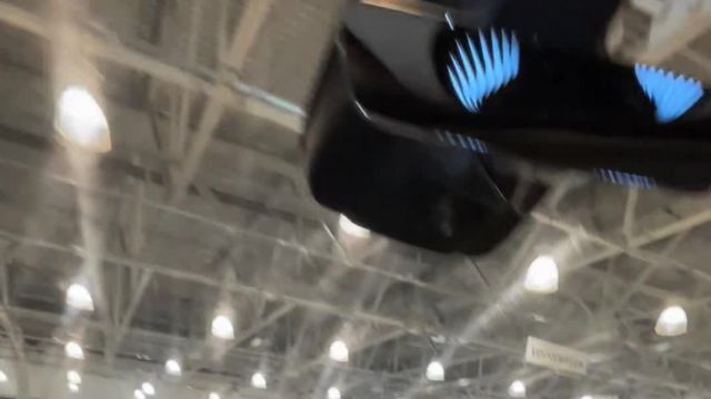 16.01 RE102111 Voyah Dream.MOV