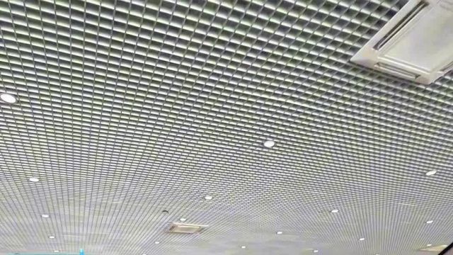 26.01 02082132 Lexus RX300.MOV