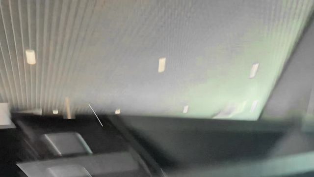 26.01 NH010375 Volkswagen Multivan.MOV