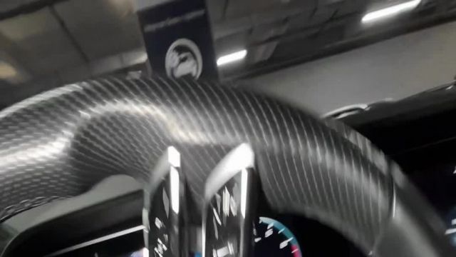 04.02 1F173630 Mercedes-Benz E 200 Coupe.MOV