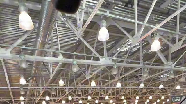 17.02 JN012636 Audi A8L.MOV