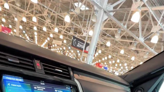 26.02 JA069158 Land Rover Discovery.MOV