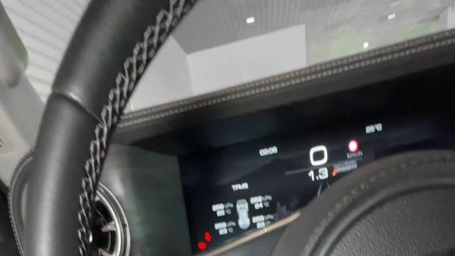 25.03 J633077 TANK 300.MOV