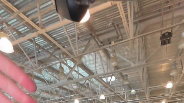 03.04 9C10591 BMW X7.MOV