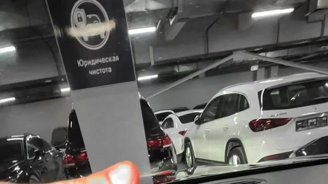 06.04 1W168611 Mercedes-Benz GLB.MOV