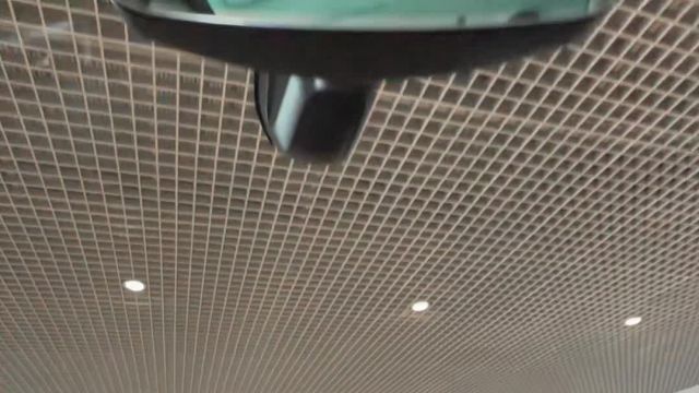 08.04 HG001201 Volkswagen Touareg.MOV