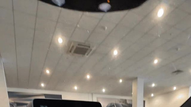 14.04 1B161345 Mercedes-Benz GLE.MOV