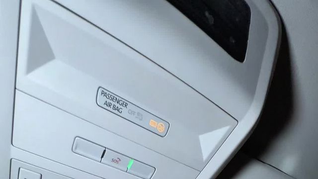 16.04 MH024216 Volkswagen Multivan T6.MOV