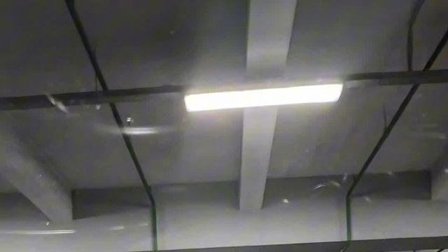 21.04 MA870684 Mercedes-Benz E.MOV