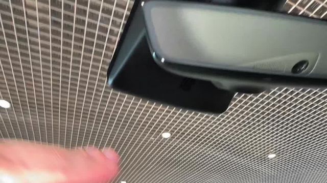 13.05 NC256035 Tesla Model Y.MOV