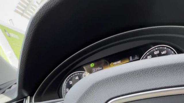 20.05 2M2116595 Audi Q5.MOV