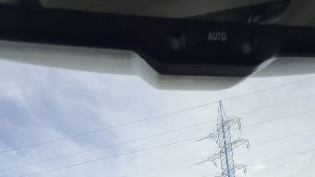 27.05 02049268 Lexus NX 200.MOV