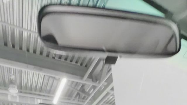 02.06 100110353 Toyota Hilux.MOV