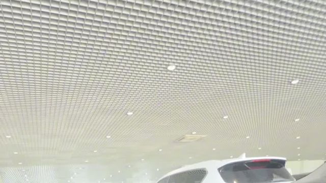 17.06 MD031353 Audi Q7.MOV