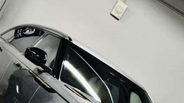 06.10 PA355151 Range Rover Velar.MOV