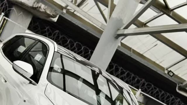 13.10 0S1B94469 BMW X3.MOV