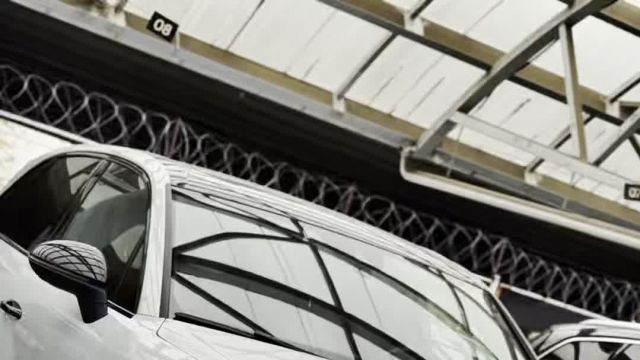 13.10 LDA05212 Porsche Cayenne III.MOV